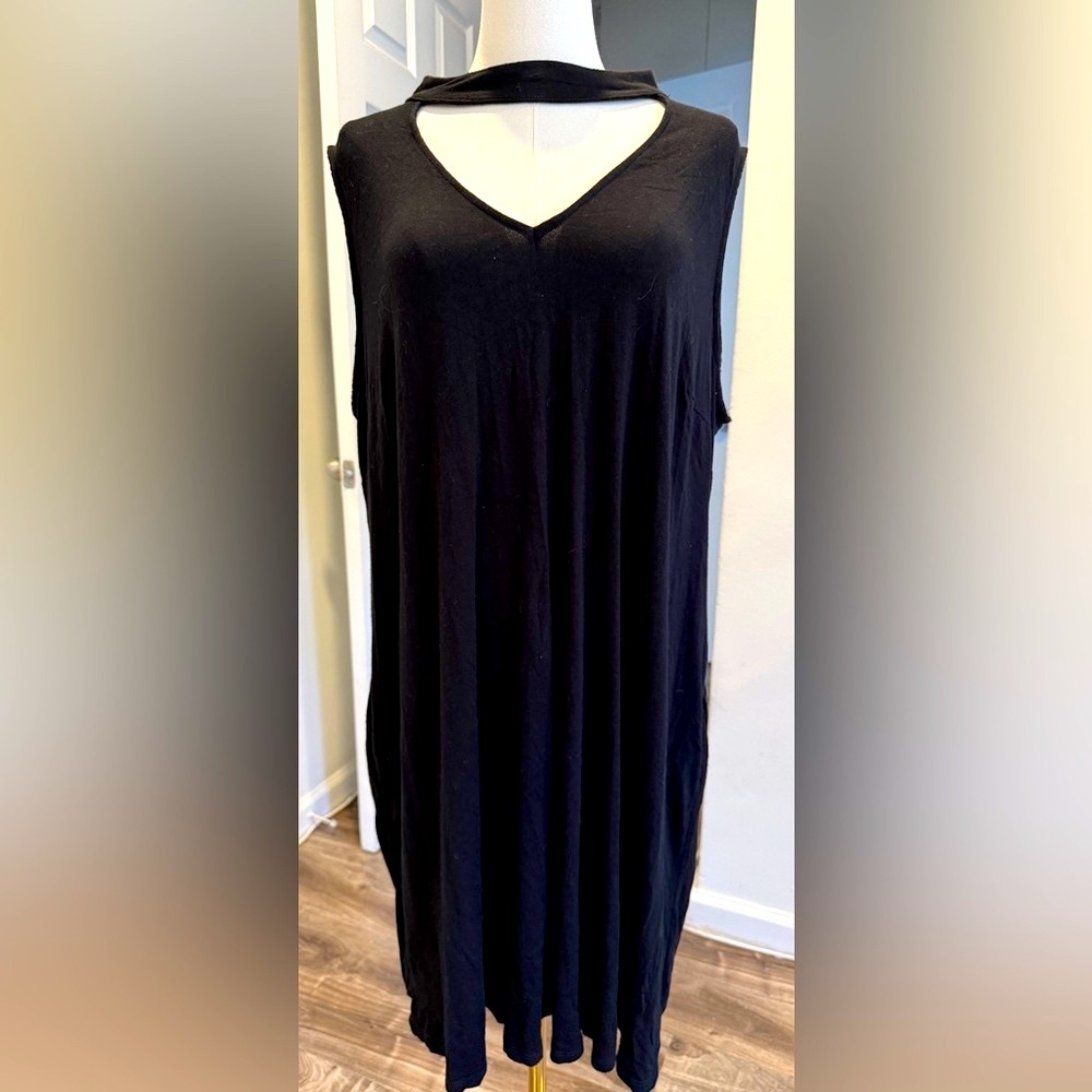 Breathless Black Sleeveless Choker Dress – Size 1X